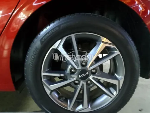 Kia Cerato 2022 Dark Red Used for Sale - 3