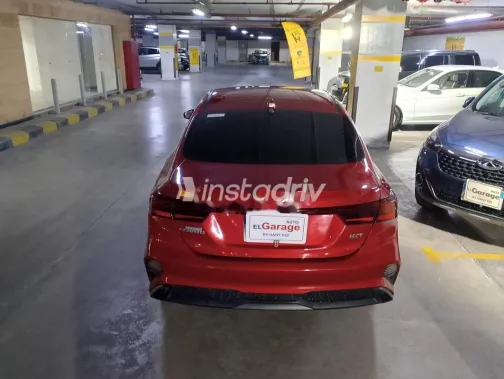 Kia Cerato 2022 Dark Red Used for Sale - 10