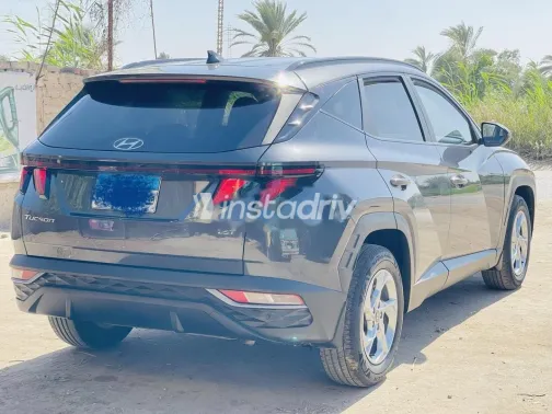 Hyundai Tucson Turbo GDI 2022 Gray Used for Sale - 5