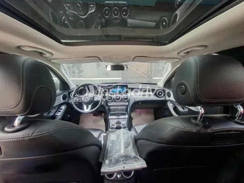 Mercedes C 180 2019 White Used for Sale - 9