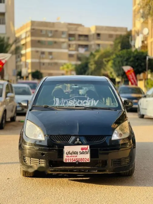 ميتسوبيشي كولت 2007 أسود مستعملة للبيع - 2