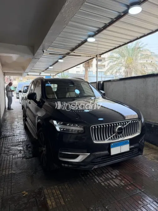 فولفو XC90 2021 رمادي مستعملة للبيع - 2