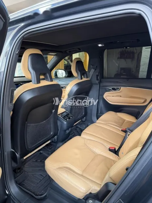فولفو XC90 2021 رمادي مستعملة للبيع - 7