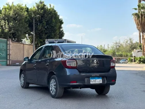 Renault Logan 2017 Gray Used for Sale - 4