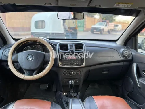 Renault Logan 2017 Gray Used for Sale - 5