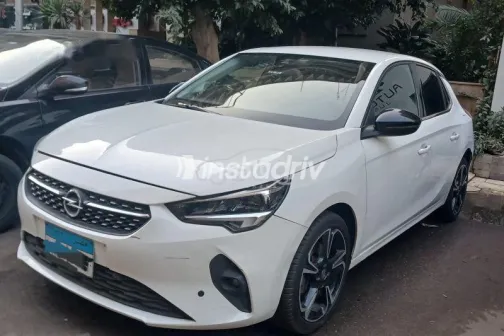 اوبل كورسا 2023 أبيض مستعملة للبيع - 2