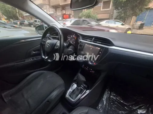 اوبل كورسا 2023 أبيض مستعملة للبيع - 5