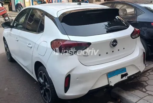 اوبل كورسا 2023 أبيض مستعملة للبيع - 10