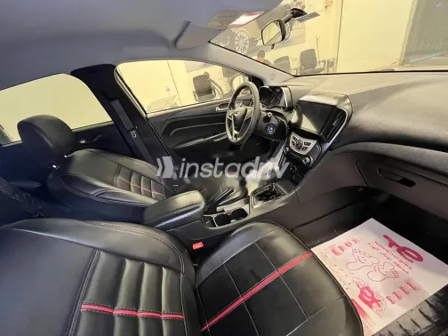 شيرى اريزو 5 2022 فضي مستعملة للبيع - 2