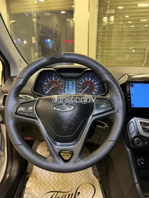 شيرى اريزو 5 2022 فضي مستعملة للبيع - 3