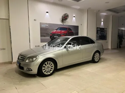 مرسيدس C 200 2009 فضي مستعملة للبيع - 1