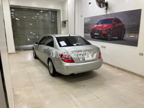 مرسيدس C 200 2009 فضي مستعملة للبيع - 6