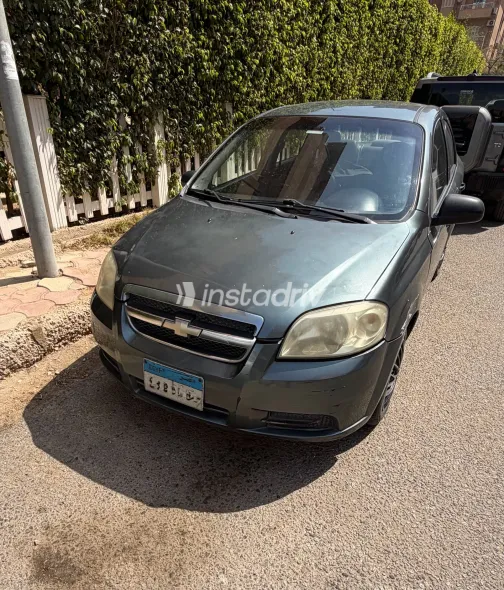 Chevrolet Aveo 2010 White Used for Sale - 4