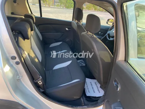 Renault Sandero Step Way 2016 White Used for Sale - 3