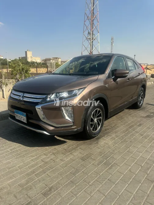 ميتسوبيشي اكليبس 2021 أبيض مستعملة للبيع - 5