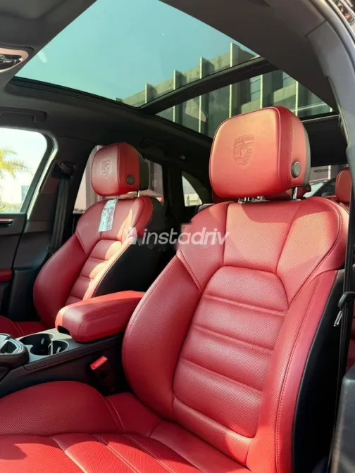 بورش ماكان 2026 أسود مستعملة للبيع - 6