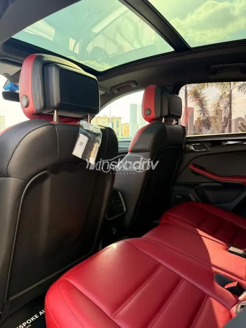 بورش ماكان 2026 أسود مستعملة للبيع - 10