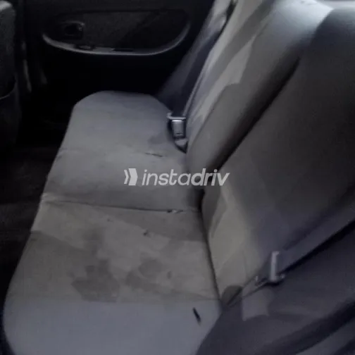 Kia Sephia 2000 White Used for Sale - 3