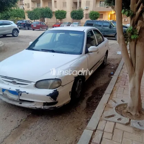 Kia Sephia 2000 White Used for Sale - 9