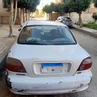 كيا سيفيا 2000 أبيض مستعملة للبيع