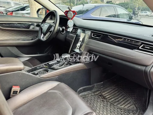 جاك J7 2022 أحمر غامق مستعملة للبيع - 9