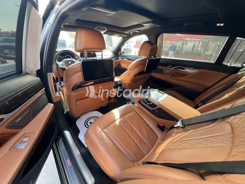 بي ام دبليو 740 2019 رمادي مستعملة للبيع - 4