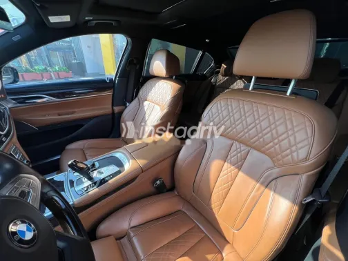 بي ام دبليو 740 2019 رمادي مستعملة للبيع - 7