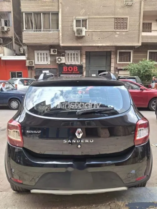 رينو سانديرو  ( ستيب  واى ) 2016 أسود مستعملة للبيع - 5