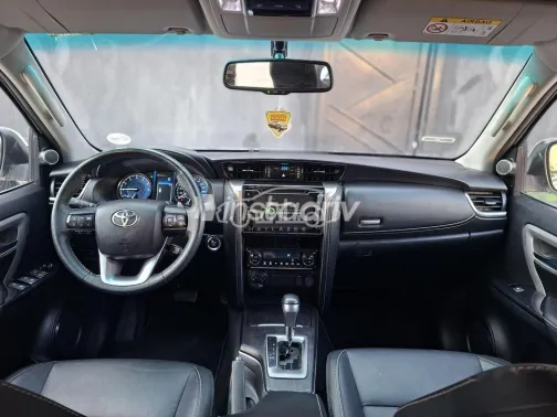 Toyota Fortuner 2023 White Used for Sale - 8