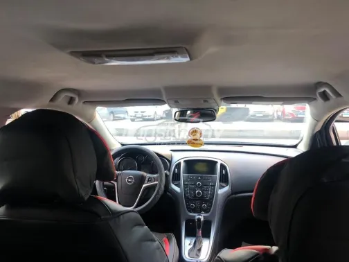 Opel Astra 2018 White Used for Sale - 4