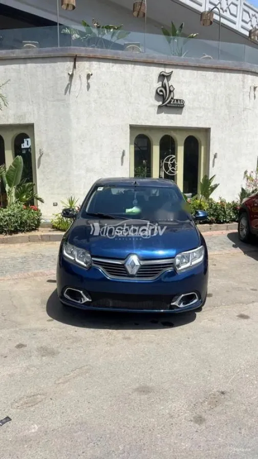 رينو سانديرو 2016 أزرق غامق مستعملة للبيع - 2