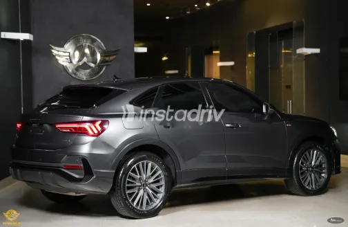 Audi Q3 2024 Gray Used for Sale - 2