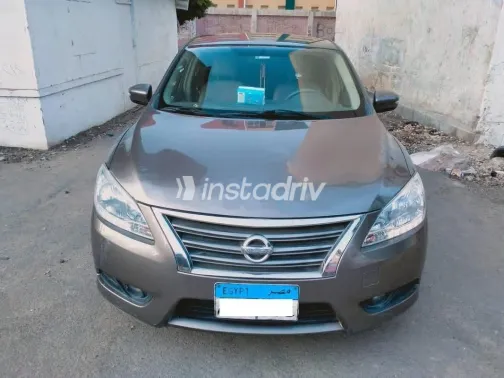 Nissan Sentra 2017 Bronze Used for Sale - 5