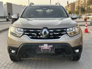رينو داستر 2019 ذهبي مستعملة للبيع