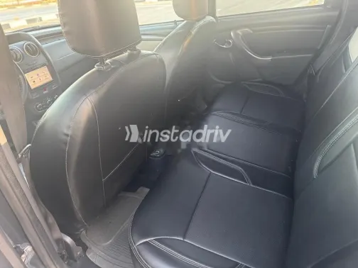 رينو داستر 2018 أبيض مستعملة للبيع - 8