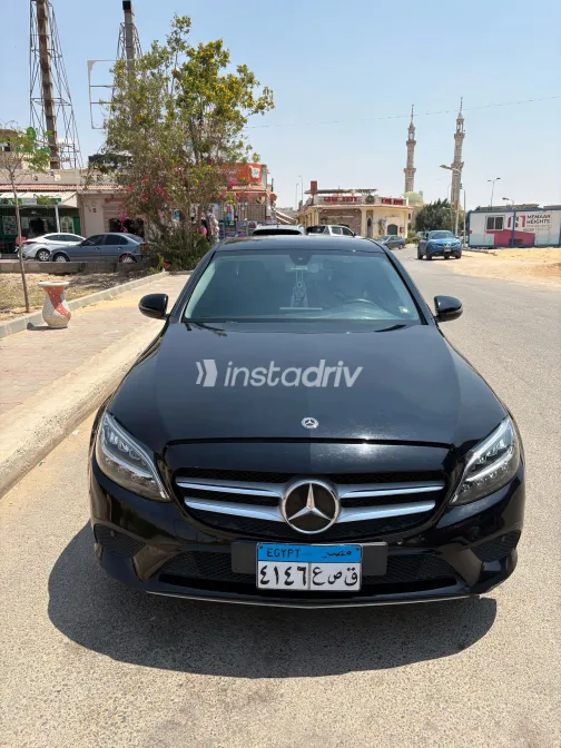 Mercedes C 180 2020 White Used for Sale - 2