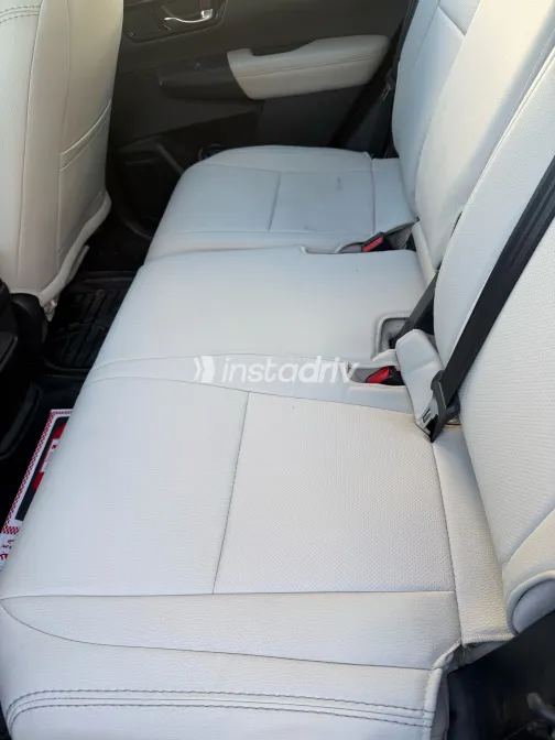 Honda CRV 2024 White Used for Sale - 7