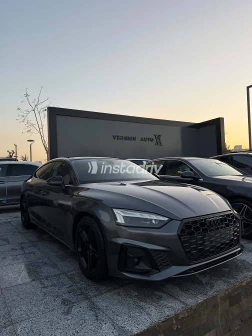 اودي A5 2022 أبيض مستعملة للبيع - 2