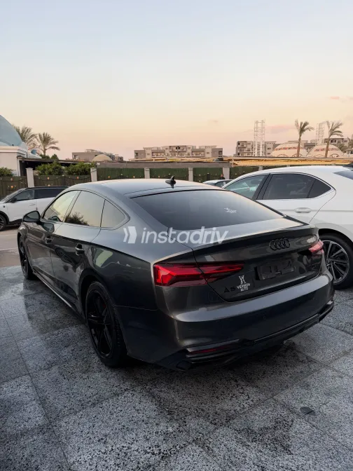 اودي A5 2022 أبيض مستعملة للبيع - 3