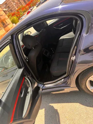 BMW 318 2016 White Used for Sale