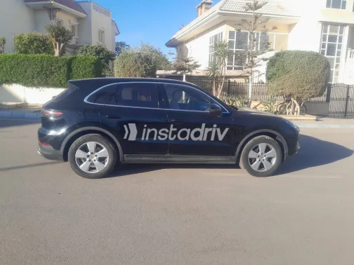 Porsche Cayenne 2020 White Used for Sale - 2