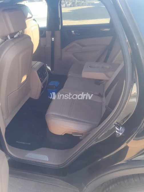 Porsche Cayenne 2020 White Used for Sale - 5