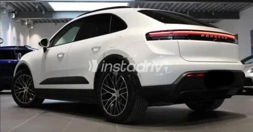 بورش ماكان  اليكتريك 2025 أبيض مستعملة للبيع - 5