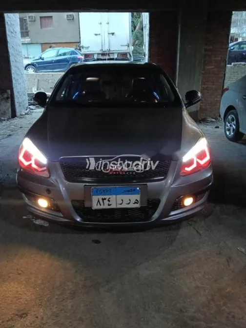 اسبيرانزا M12 2012 رمادي غامق مستعملة للبيع - 3