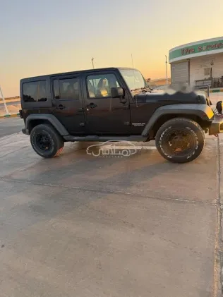 جيب رانجلر 2012 أسود مستعملة للبيع