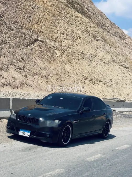 BMW 320 2010 Black Used for Sale - 3