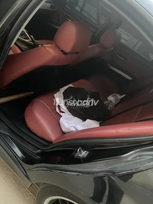 BMW 320 2010 Black Used for Sale - 9