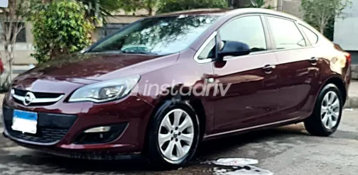 Opel Astra 2018 Dark Red Used for Sale - 1