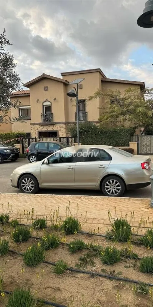 فولكس فاغن جيتا 2008 شامبين مستعملة للبيع - 1