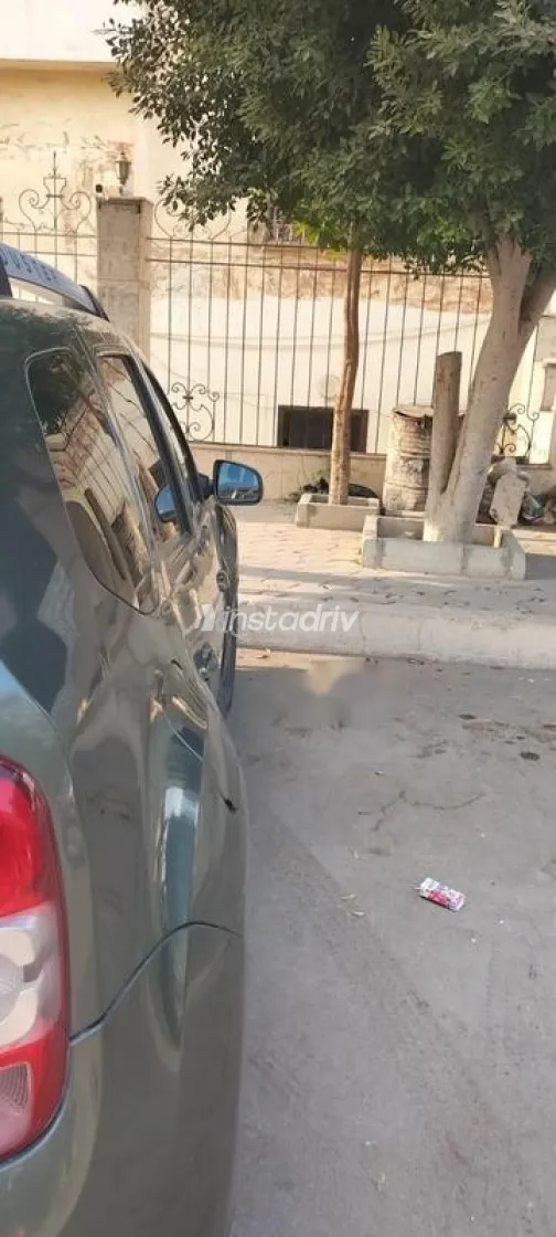 Renault Duster 2016 Dark Green Used for Sale - 3